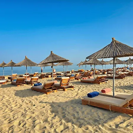 Sol & Sea Retreat * Plazhi San Pietro